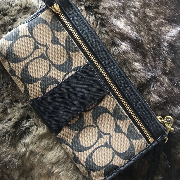 Coach Wallet - Picture 2 of 3